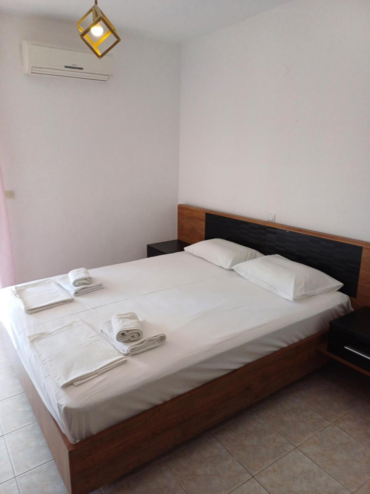 Μαρου Rooms Olympiaki Akti Exterior photo